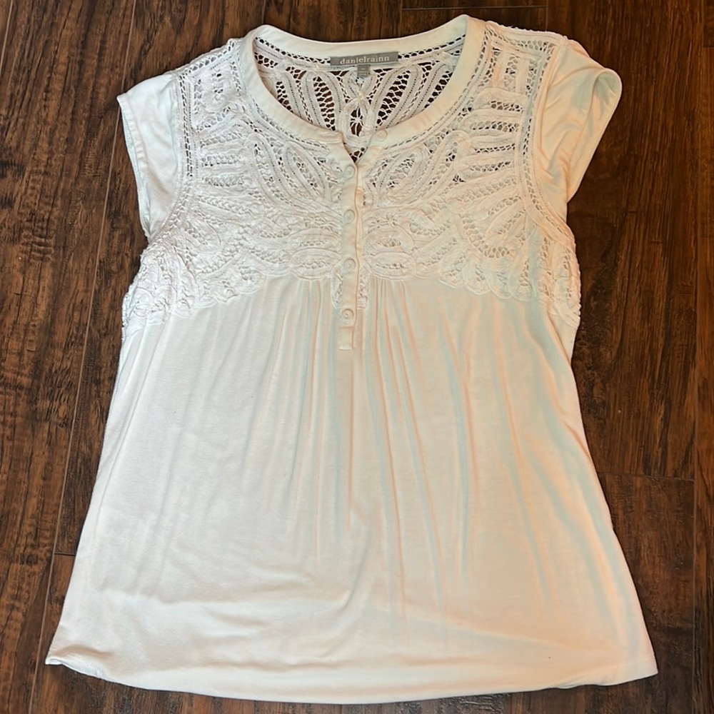 Size Small, Danielrainn, Will Bundle for Discounts, Excellent Condition